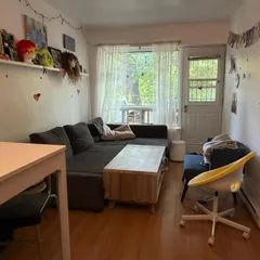 1 room apartment of 56m² in Montreal - Photo 2
