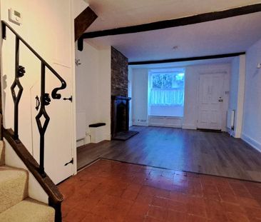 2 bedroom terraced house to rent - Photo 2