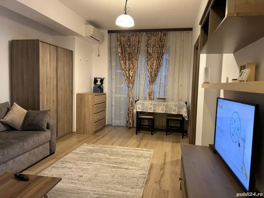 Piata sudului obregia bloc nou - Fotografie 1