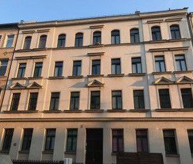 Frisch sanierte 2-R-Wohnung mit Einbauküche zu vermieten - Foto 1