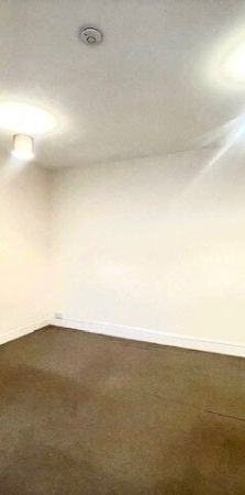 South Parade, Skegness, Property for rent - Photo 1