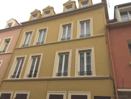 Location Appartement 3 pièces 63m² BOULOGNE SUR MER 62200 - Photo 2