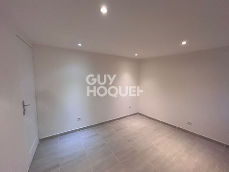 LOCATION d'une maison de 5 pièces (100 m²) aux PAVILLONS SOUS BOIS - Photo 3