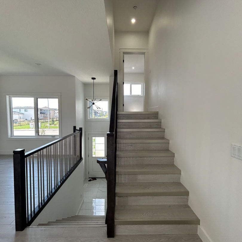 Brand New Bedroom Upper Unit in Aspen Ridge - Photo 1