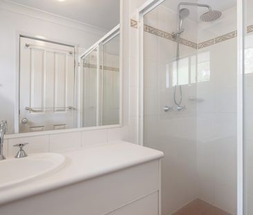 35 Campbell Street, Wakerley, Qld 4154 - Photo 3