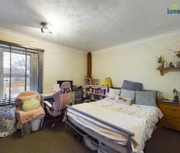 3 bedroom End of terrace house To Let - Photo 5