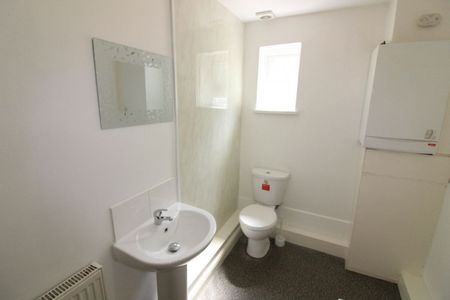 Fylde Road, PRESTON, Lancashire PR2 2NH - Photo 2