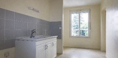 Appartement – Type 3 – 67m² – 303.71 € – LE BLANC - Photo 2