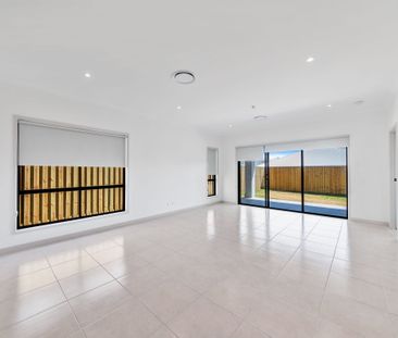 BRAND NEW FAMILY HOME IN PRIME LOCATION! - Photo 1