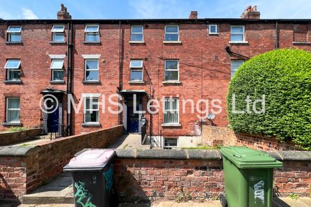 Flat B, 2 Midland Road, Leeds, LS6 1BQ - Photo 2