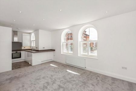 2 bedroom flat to rent - Photo 3