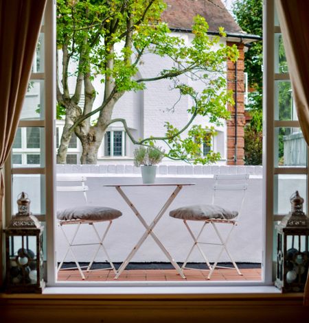 Newly Decorated Two Double Bedroom Apartment with Terrace to Rent in Hampstead (The Crofts) - Photo 2