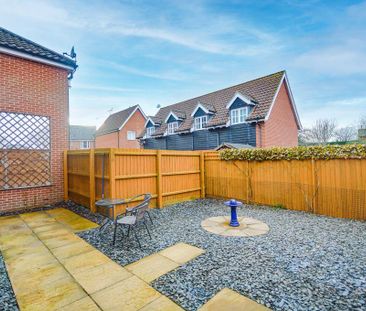 3 bedroom link detached house to rent - Photo 1