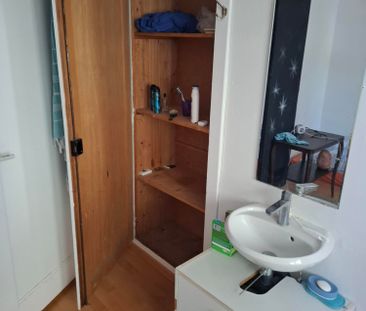 Etwas fürs kleinere Budget - Mansarde im DG - Photo 1
