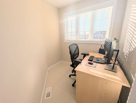 For Lease - 104 Bridgestone Drive, Kanata, Ontario - Photo 3