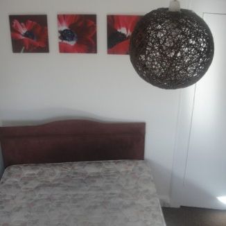 Modern 1 Bedroomed Flat - Photo 1