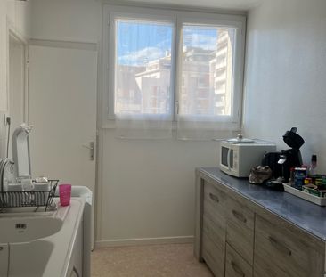 Location Appartement 4 pièces 68m² CHAMBERY 73000 - Photo 6