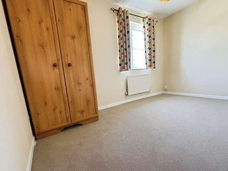 Kingfisher Drive, Westbury, BA13 - Photo 2