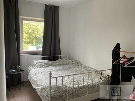 Zeer ruime woning met 5 slaapkamers, 2 badkamers en inpandige garage te Arendonk - Foto 2