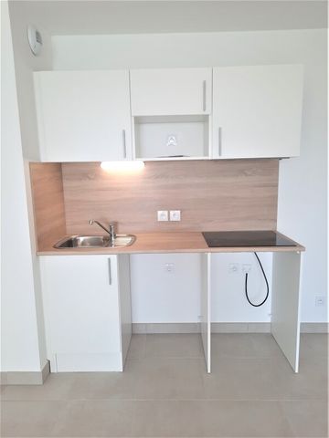 Location Appartement 3 pièces 56m² JUVIGNAC 34990 - Photo 5