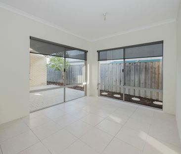 PERFECT COASTAL LIVING! - Photo 1