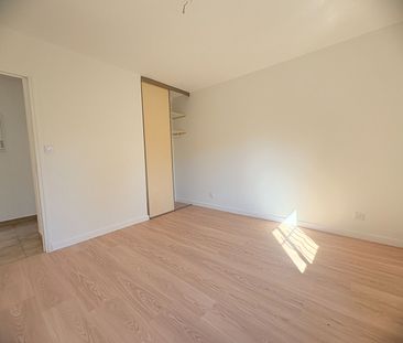 Location Appartement 2 pièces 57m² - Photo 5