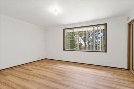 Two Bedroom House - Electricity & Water Usage Included - Photo 5