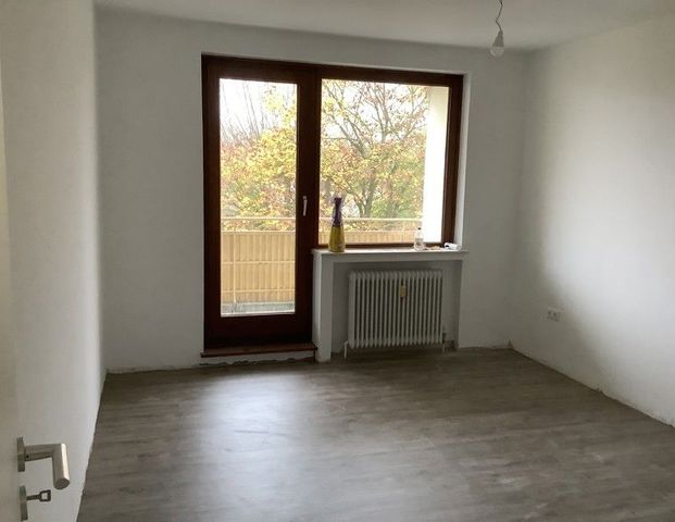 Miet mich - geräumige 3-Zimmer-Wohnung - Photo 1