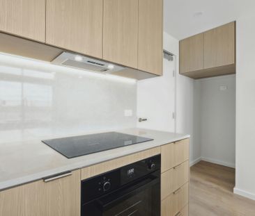 Modern Living In Boulevard - Photo 5
