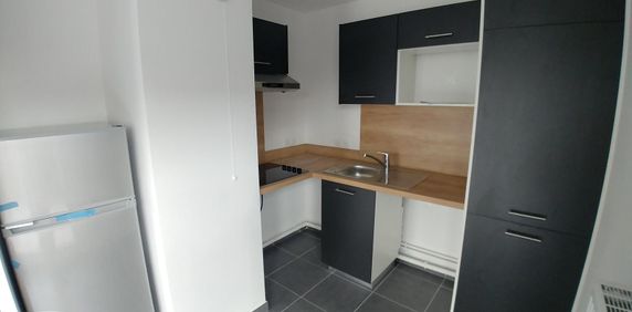 Location Appartement 4 pièces 70m² HAUBOURDIN 59320 - Photo 2