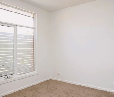 4 Bed, 3 Bath - Photo 3