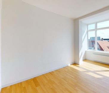<b>Moderniseret 3-værelses lejlighed med altan</b><br> - Photo 1