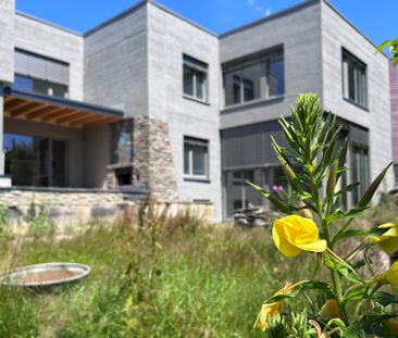 Hochmoderne 3-Zimmer-Wohnung mit Gartennutzung in beeindruckendem Neubau in Rösrath-Forsbach! - Photo 1