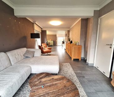 Halfopen woning met 4 slpk, tuin en garage - Photo 1