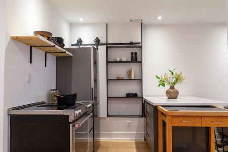 For Lease - 10 Wilfrid Avenue Unit# Lower, Toronto, Ontario - Photo 5