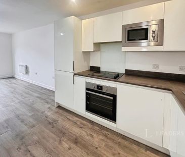 2 bedroom flat to rent - Photo 5