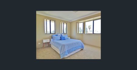 Home by the Beach - Photo 2