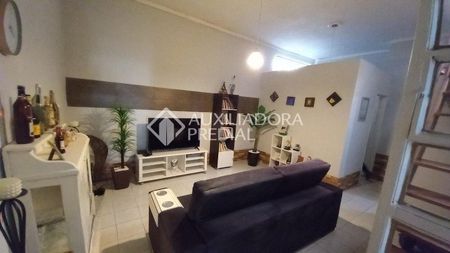 Casa com 2 quartos e 245m² para alugar em Partenon, Porto Alegre. - Photo 4