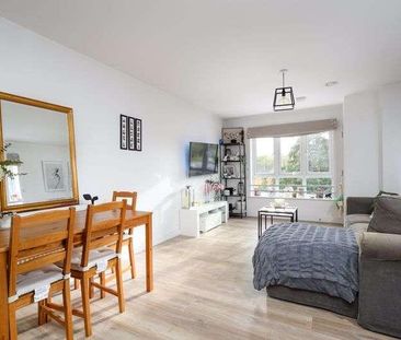 Mayfield Road, Walton-on-thames, KT12 - Photo 4