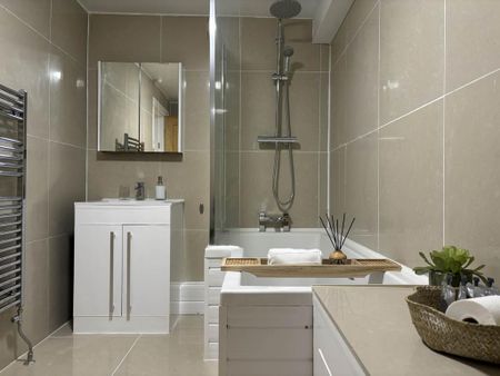 1 bedroom flat to rent - Photo 2