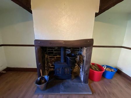 2 bedroom cottage to rent - Photo 2