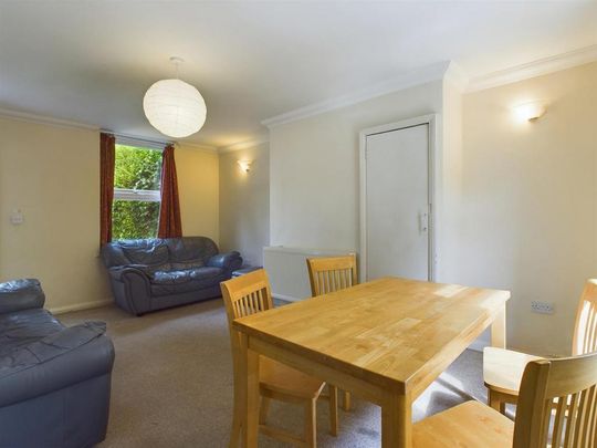 5 bedroom terraced house to rent - Photo 1