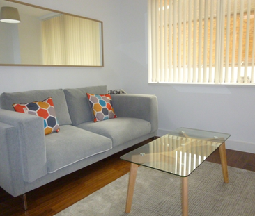 1 bedroom flat to rent - Photo 2