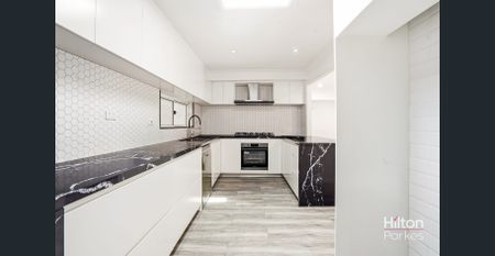 Spacious modern home in Oakhurst in a fantastic location - Photo 4