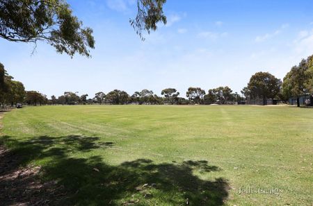 2/115 Park Crescent, Williamstown North - Photo 2