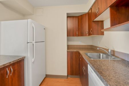 2 Bedroom Unit Available with Elevator in Building - Photo 3