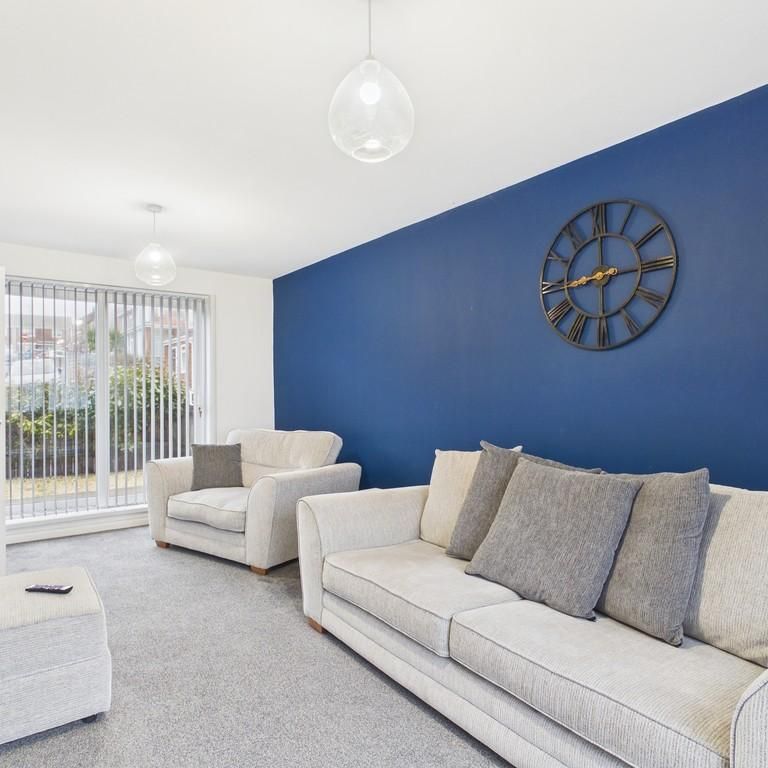 2 bedroom house to rent - Photo 1