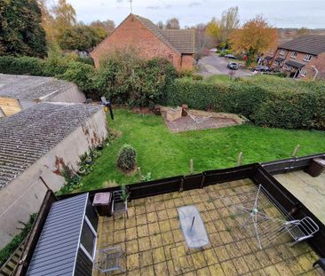 2 bedroom maisonette to rent - Photo 6