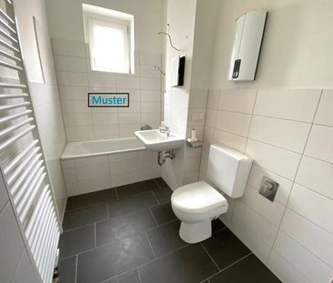 Großzügige 3-Zimmer-Wohnung mit Aufzug, Tageslichtbad und zwei Balk... - Photo 1