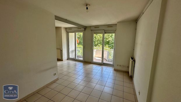 Location Appartement 2 pièces 37m² ST MARTIN D HERES 38400 - Photo 1